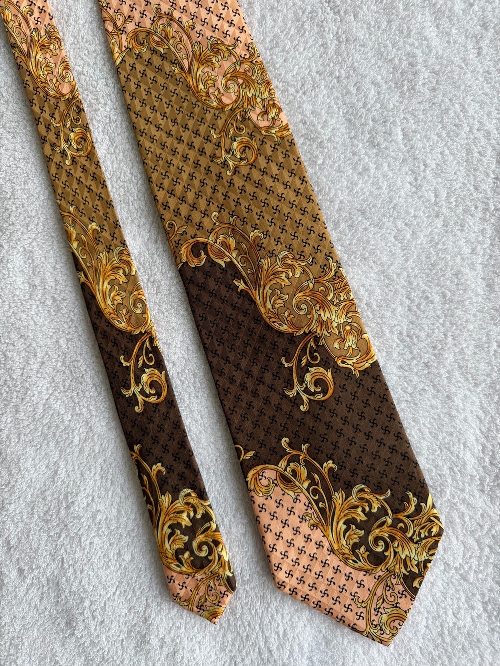 Enrico Capucci	 Vintage Designer Paisley Art Deco 100% Silk Tie Wide 57.5 x 4